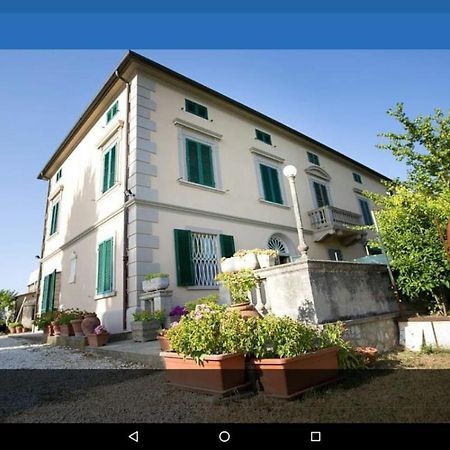 Affittacamere Porquier Crespina Luaran gambar